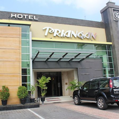 Hotel Priangan 井里汶 外观 照片